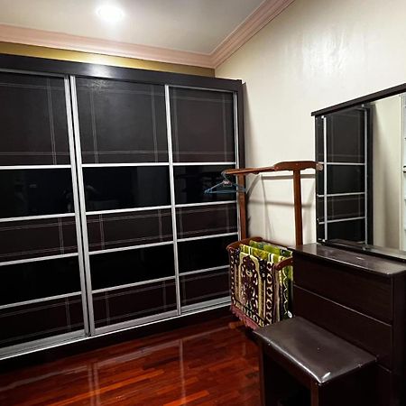 Yb Guest House 4 Bilik 5 Katil Chukai Kültér fotó