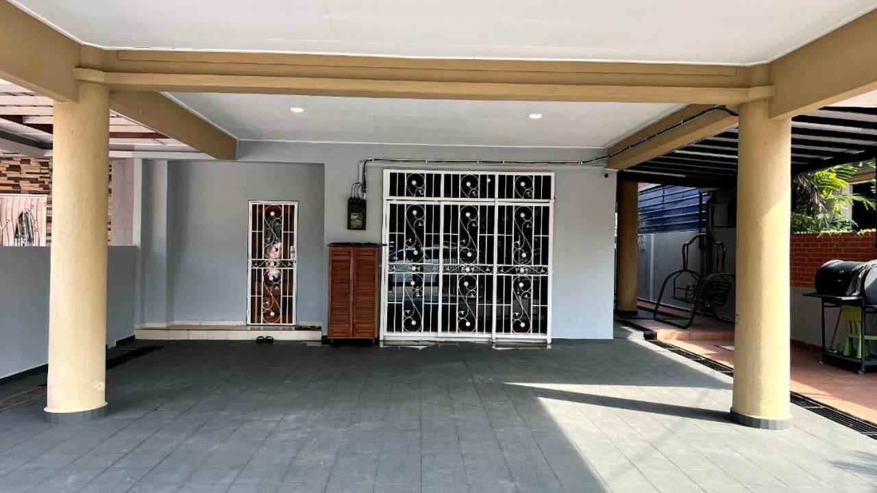 Yb Guest House 4 Bilik 5 Katil Chukai Kültér fotó