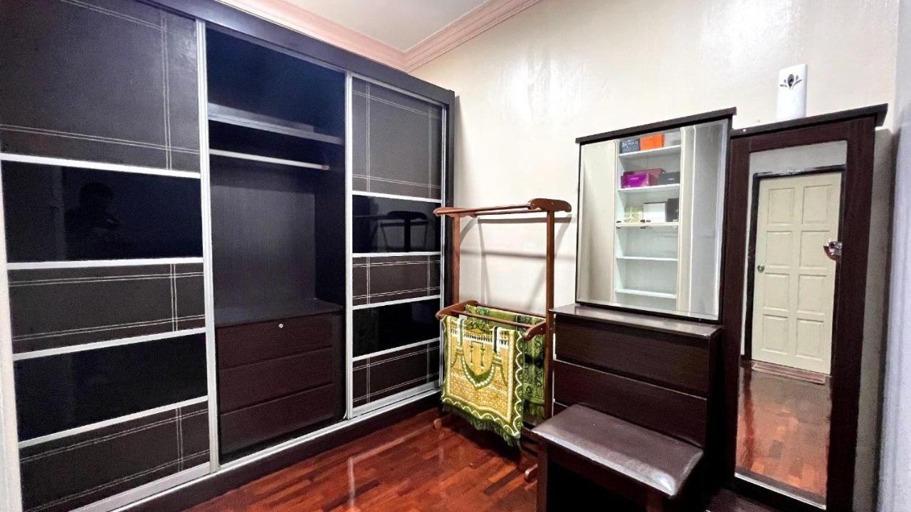 Yb Guest House 4 Bilik 5 Katil Chukai Kültér fotó