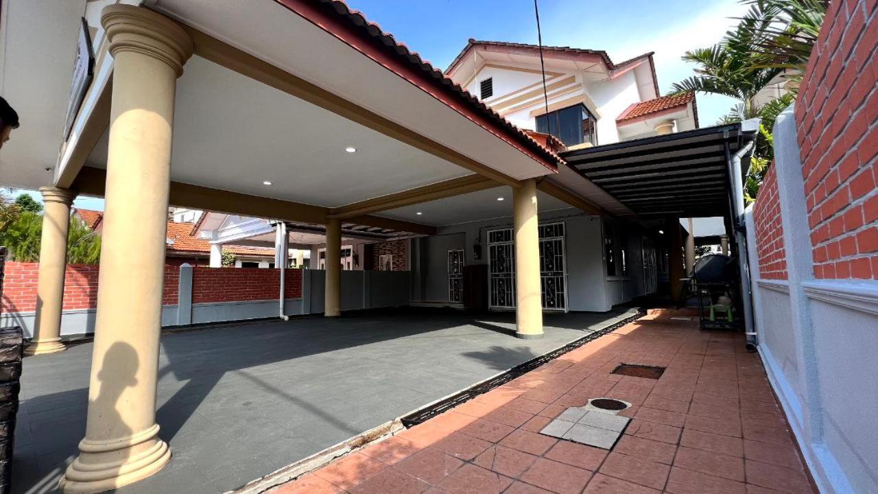 Yb Guest House 4 Bilik 5 Katil Chukai Kültér fotó